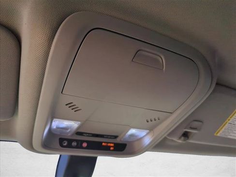 Used 2018 Chevrolet Equinox LS FWD image 14