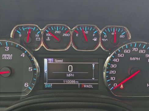 Used 2019 GMC Yukon SLT w/ Premium Edition image 9