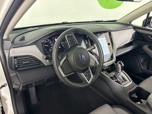 Used 2025 Subaru Outback Premium w/ Popular Package #1A image 14