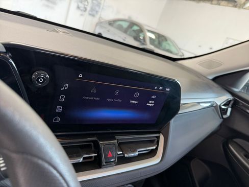 Used 2025 Chevrolet TrailBlazer LT image 21