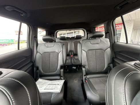New 2025 Jeep Grand Cherokee L Altitude RWD image 27
