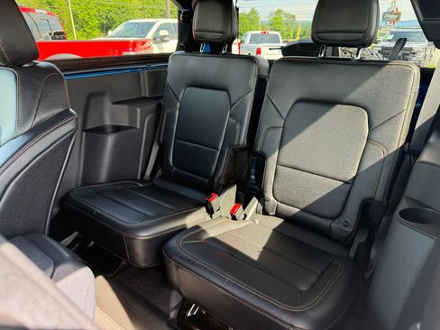 Used 2023 Ford Bronco Badlands AWD/4WD image 15