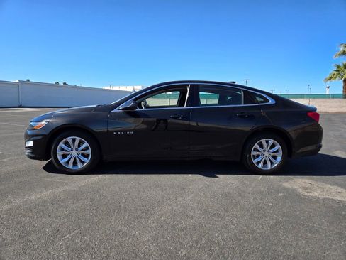 Used 2023 Chevrolet Malibu LT image 3