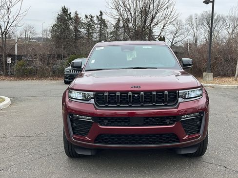 New 2026 Jeep Grand Cherokee L Limited image 2