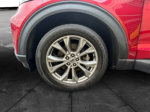 Used 2021 Ford Explorer XLT w/ Equipment Group 202A image 14