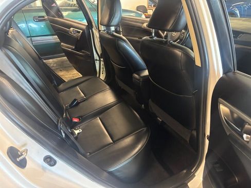 Used 2016 Lexus CT 200h FWD image 24