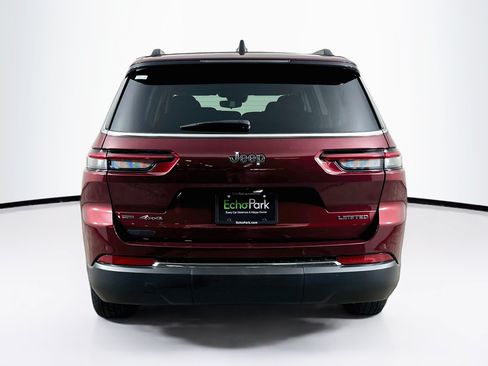 Used 2022 Jeep Grand Cherokee L Limited AWD/4WD image 7