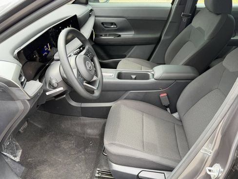 Used 2026 Nissan Kicks S FWD image 17