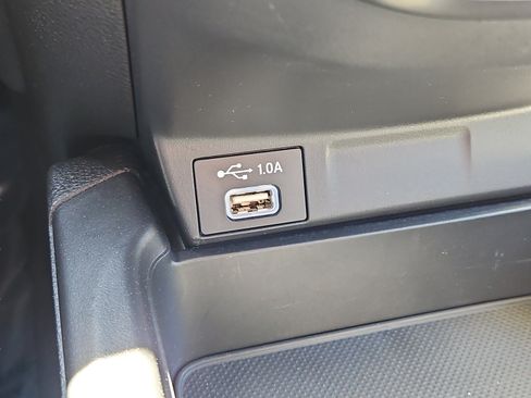 Used 2020 Honda CR-V LX image 10