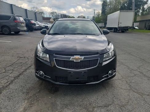 Used 2014 Chevrolet Cruze LTZ w/ Enhanced Safety Package FWD image 2