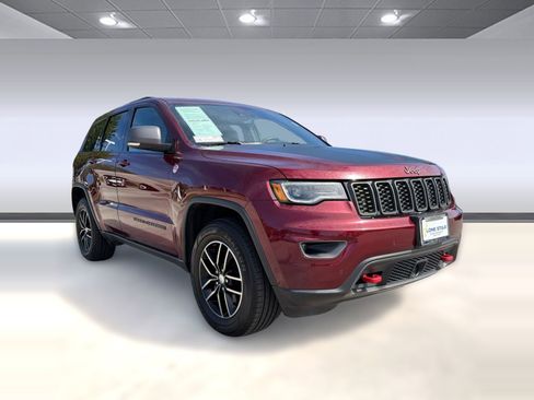 Used 2018 Jeep Grand Cherokee Trailhawk w/ Trailhawk Luxury Group image 7