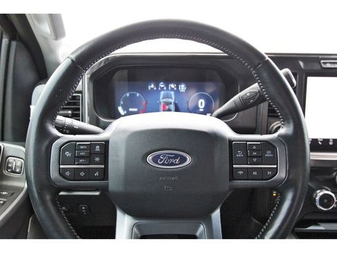 Certified 2024 Ford F250 Lariat w/ Lariat Ultimate Package AWD/4WD image 11