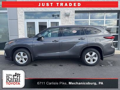 Certified 2022 Toyota Highlander LE
