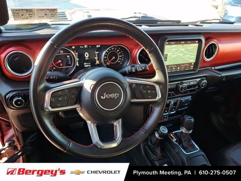 Used 2021 Jeep Wrangler Rubicon w/ Uconnect 4C Nav & Sound Group AWD/4WD image 14