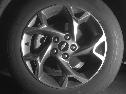 Used 2025 Chevrolet Trax LT FWD image 12
