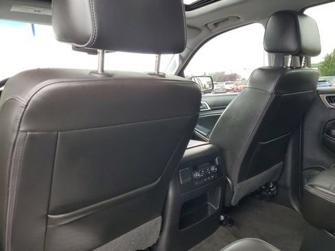 Used 2018 GMC Yukon XL Denali w/ Denali Ultimate Package AWD/4WD image 35