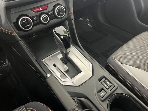 Used 2021 Subaru Crosstrek 2.0i Premium w/ Moonroof Package image 24