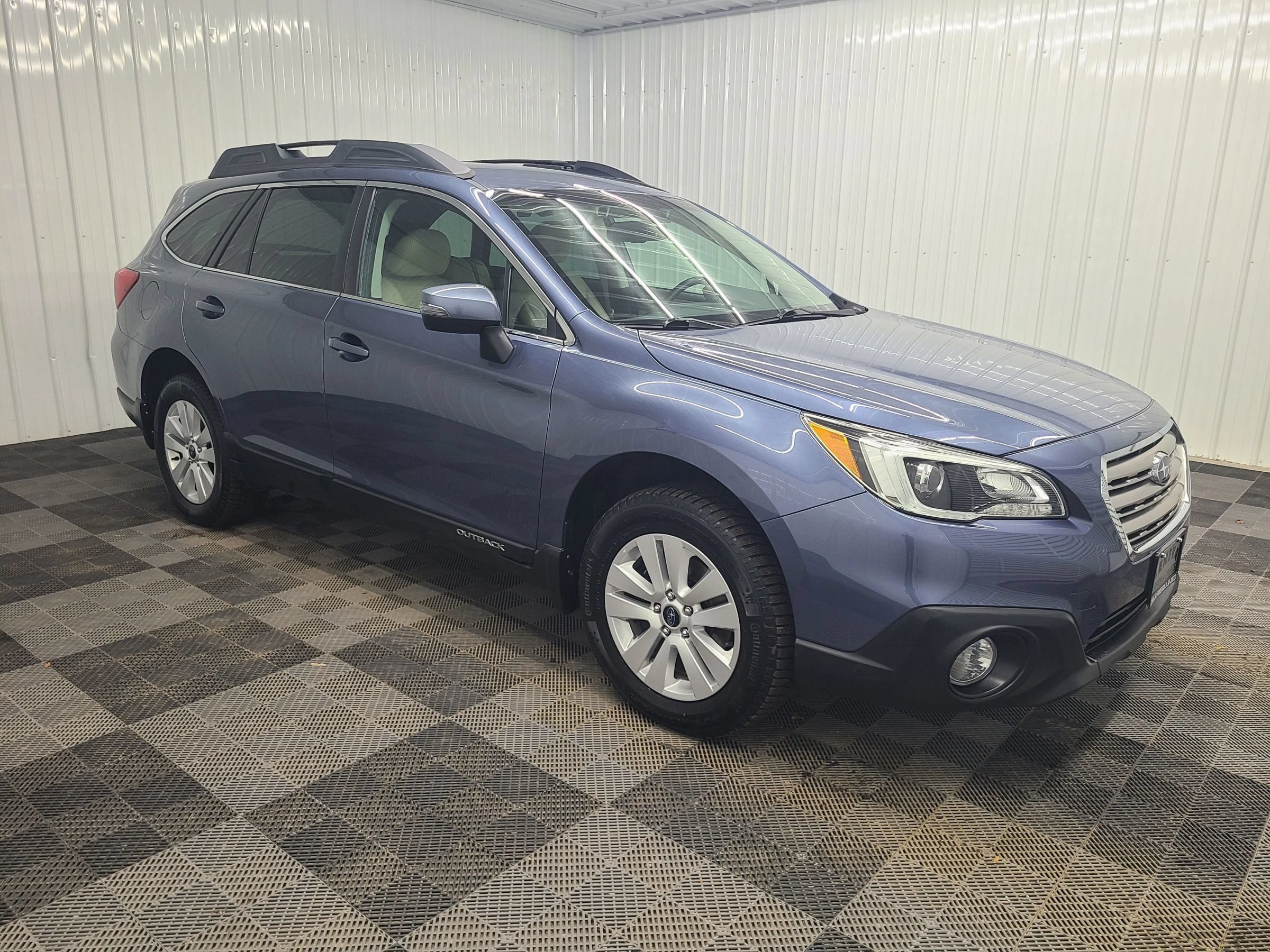 Used 2016 Subaru Outback 2.5i Premium AWD/4WD image 13