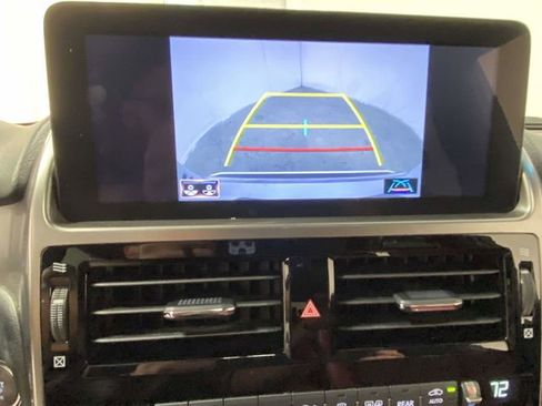 Used 2022 Lexus GX 460 Premium image 16