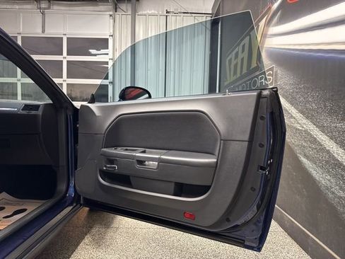 Used 2013 Dodge Challenger R/T w/ Electronics Convenience Group image 19