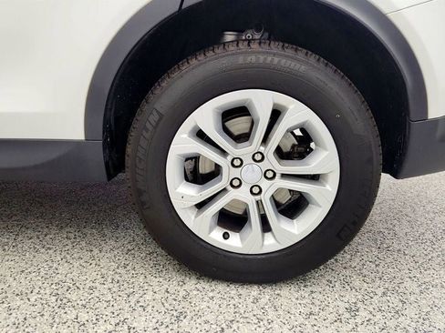 Used 2022 Land Rover Discovery Sport S image 9