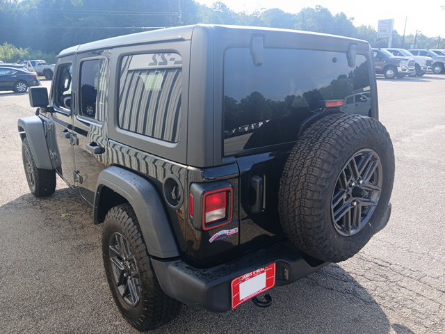 Used 2024 Jeep Wrangler Unlimited Sport AWD/4WD image 6