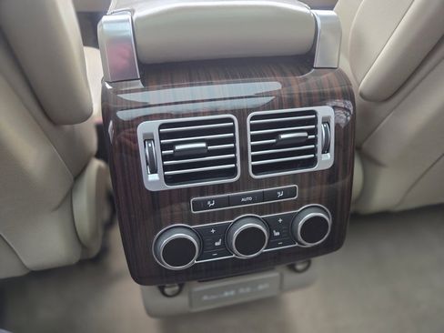 Used 2017 Land Rover Range Rover Supercharged image 23