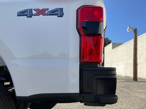 New 2026 Ford F350 XL w/ 360-Degree Camera Package AWD/4WD image 26