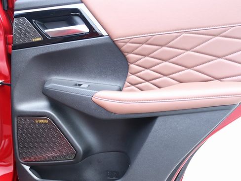 New 2025 Mitsubishi Outlander SEL image 34