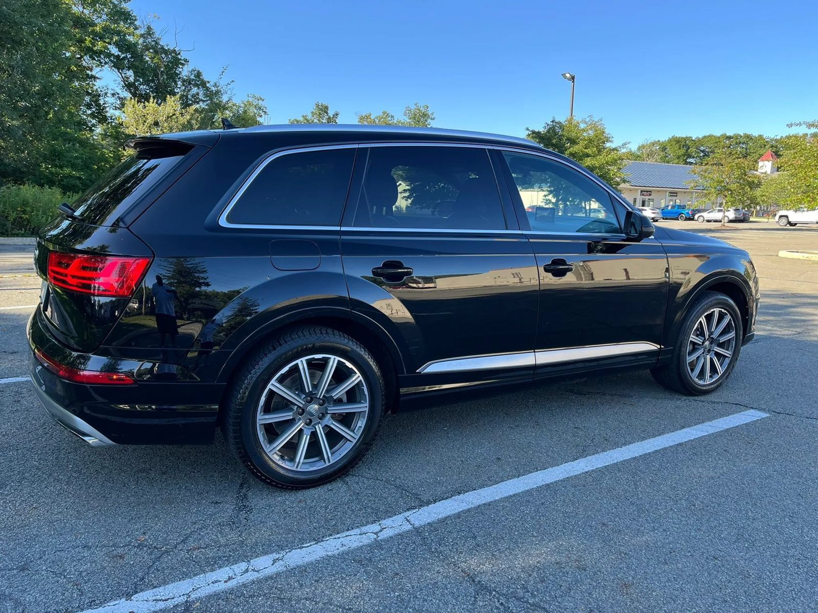 Used 2019 Audi Q7 2.0T Premium Plus w/ Premium Plus Package AWD/4WD image 8