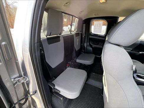 Used 2018 Toyota Tacoma SR5 image 23