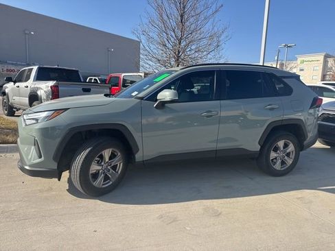 Certified 2022 Toyota RAV4 XLE image 5