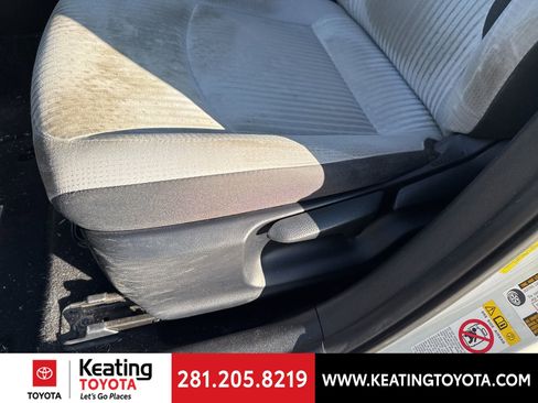 Used 2017 Toyota Prius Two image 14