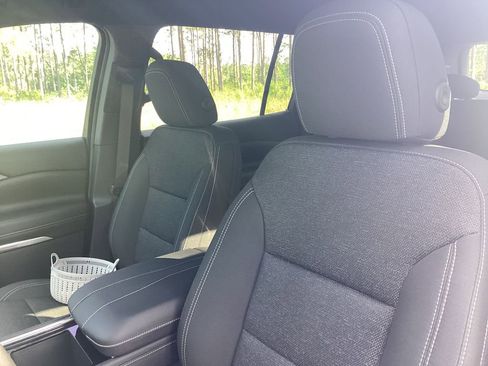 New 2026 Chevrolet Traverse LT w/ Driver Confidence Package FWD image 13