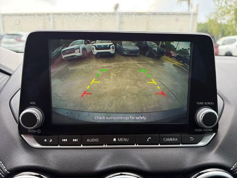 Used 2023 Nissan Sentra SV FWD image 25