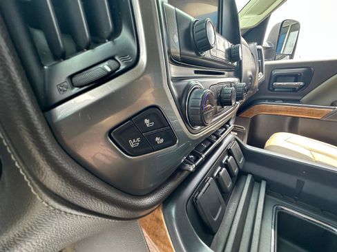 Used 2014 Chevrolet Silverado 1500 LTZ w/ LTZ Plus Package AWD/4WD image 19