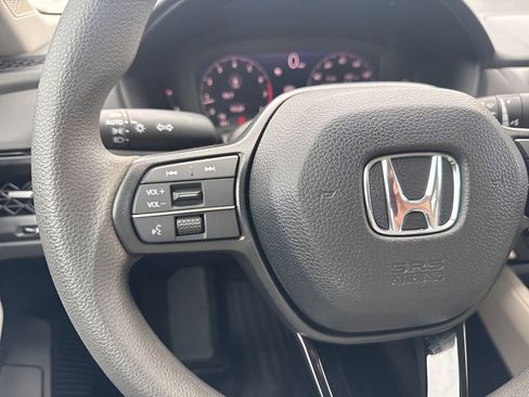 Used 2024 Honda Accord EX image 15