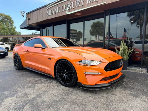 Used 2020 Ford Mustang GT Premium w/ GT Performance Package RWD image 4