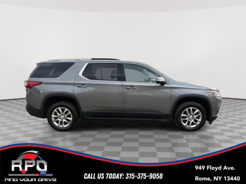 Used 2018 Chevrolet Traverse LT AWD/4WD image 6