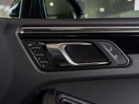 New 2026 Porsche Macan S AWD/4WD image 34