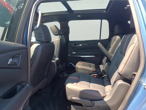Certified 2024 Chevrolet Traverse RS AWD/4WD image 13