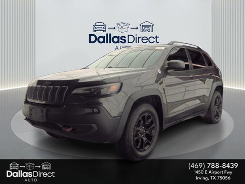 Used 2019 Jeep Cherokee Trailhawk w/ Comfort/Convenience Group image 2