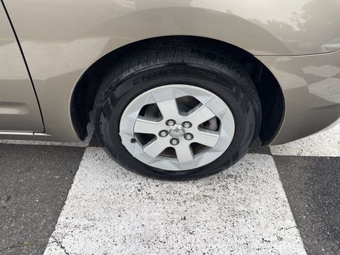 Used 2008 Toyota Prius FWD image 12