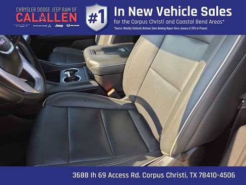 Used 2023 GMC Yukon XL SLT w/ SLT Premium Package RWD image 19