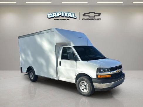 New 2025 Chevrolet Express 3500 w/ Power Convenience Package RWD image 14