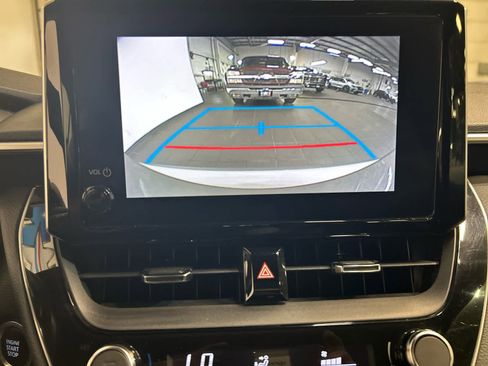 Used 2024 Toyota Corolla SE FWD image 5