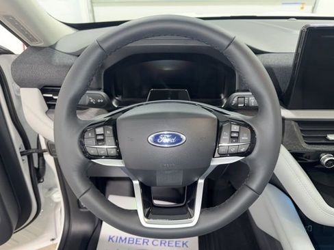 New 2026 Ford Explorer Platinum w/ LUX Leather Package image 17