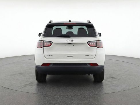 Used 2025 Jeep Compass Limited AWD/4WD image 7