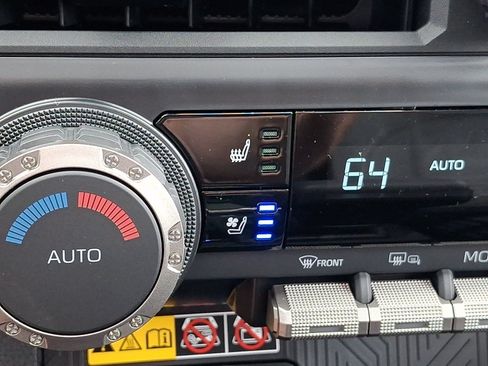 Certified 2026 Toyota 4Runner TRD Off-Road Premium AWD/4WD image 24