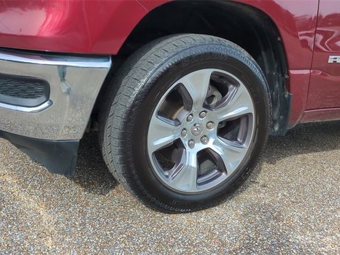 Used 2024 RAM 1500 Laramie image 9